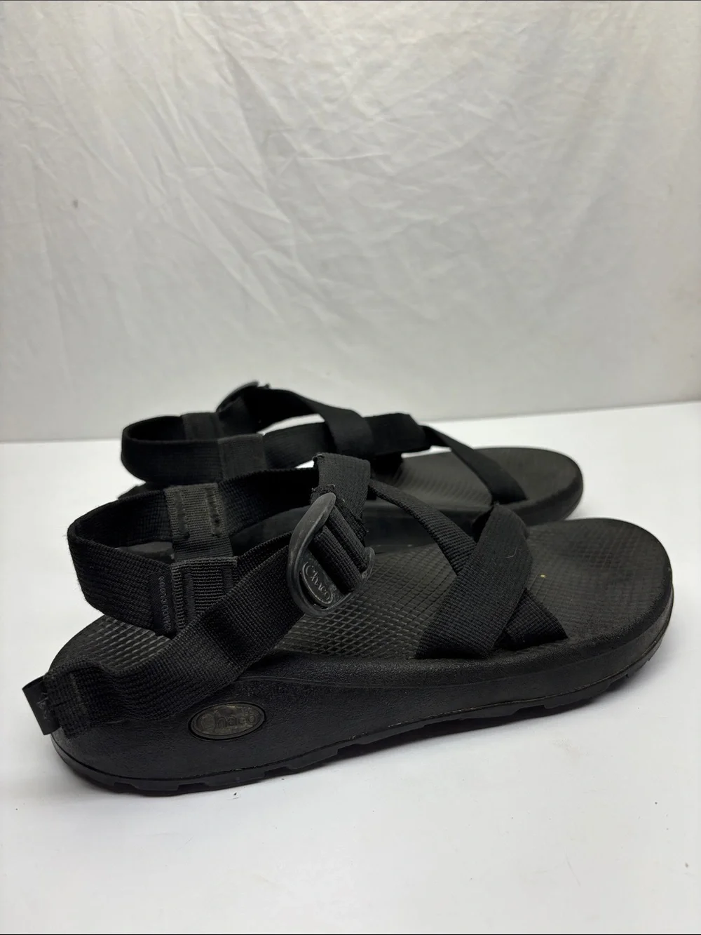 Chaco Black Strappy Outdoor Sandals, SZ 10 for men’s, box 41